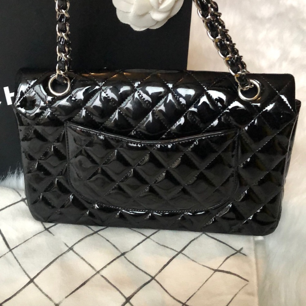 Authentic Chanel Patent Quilted Purse!! - Picture 3 of 9